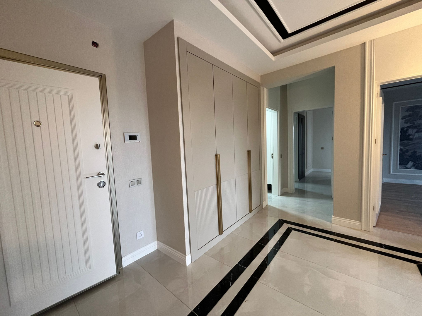 KELEBEKLER VADİSİ YAKININDA LÜKS 3+1 DAİRE